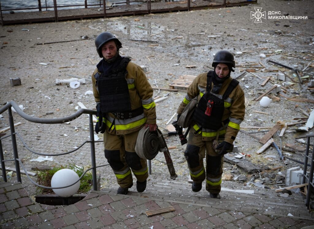 У ДСНС показали наслідки ворожої атаки по Миколаєву 6 438108358 749945190647641 8958128284302545888 n - Вікно Відновлення