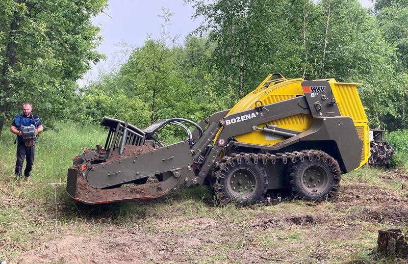 У Макарівській громаді на Київщині розпочали розмінування (фото) 1 17.06.24 21 - Вікно Відновлення