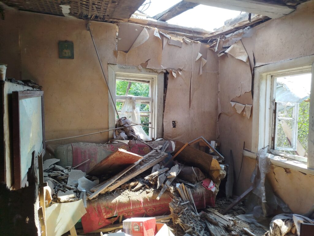 Постраждалим жителям Есманської громади на Сумщині допомогли будматеріалами для екстреного ремонту 2 449782296 892562152908833 671170765464757105 n 1024x768 1 - Вікно Відновлення