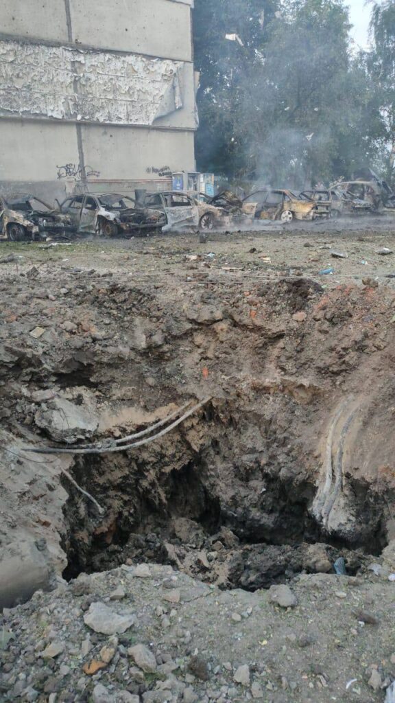 У Харківській ОВА показали наслідки обстрілу центра Чугуєва (фото) 5 photo 2024 07 19 09.02.40 1 - Вікно Відновлення