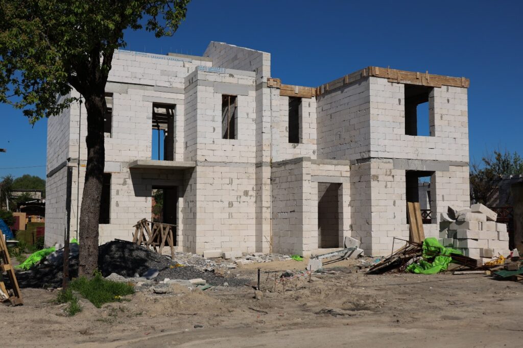 Як відновлюють в Ірпені приватний сектор по вул. Багірова: фото 14 454034302 422748804112283 3482062440502791821 n - Вікно Відновлення