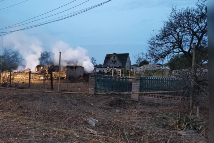 Не дочекавшись допомоги від держави: Як сім’я з Маяк відбудувала будинок для п’ятьох дітей і знищений ракетою бізнес