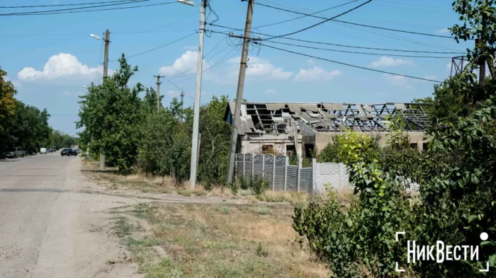 Закриття шкіл і проблеми з водою. Репортаж зі Снігурівки