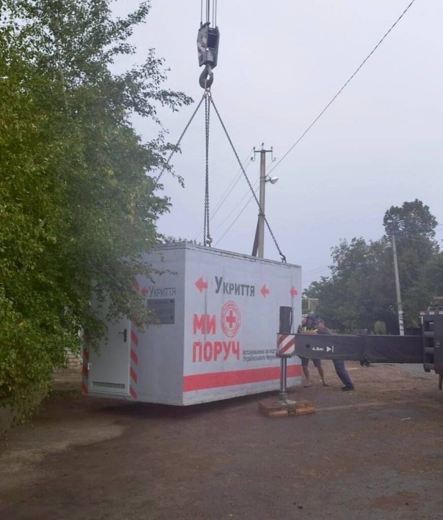 На Херсонщині встановили ще три мобільні укриття 1 photo 2024 09 04 12 15 03 - Вікно Відновлення