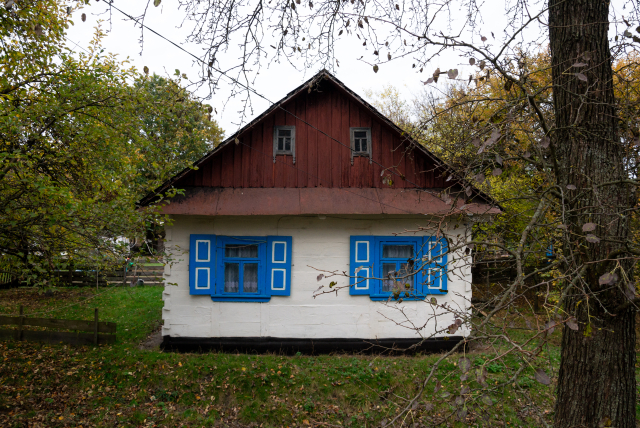 Створи свій дім у традиційному стилі. Волинь додали до онлайн-конструктора Re:Ukraine Villages