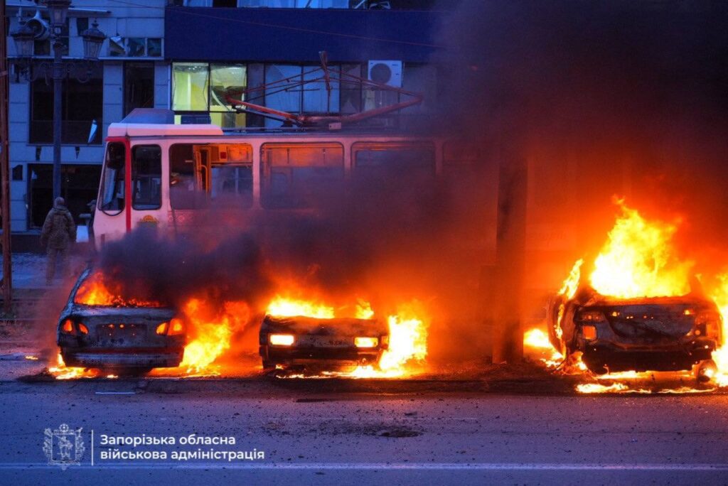 Російські військові обстріляли Запоріжжя: з’явилися перші фото 3 photo 2025 01 08 16 34 43 - Вікно Відновлення