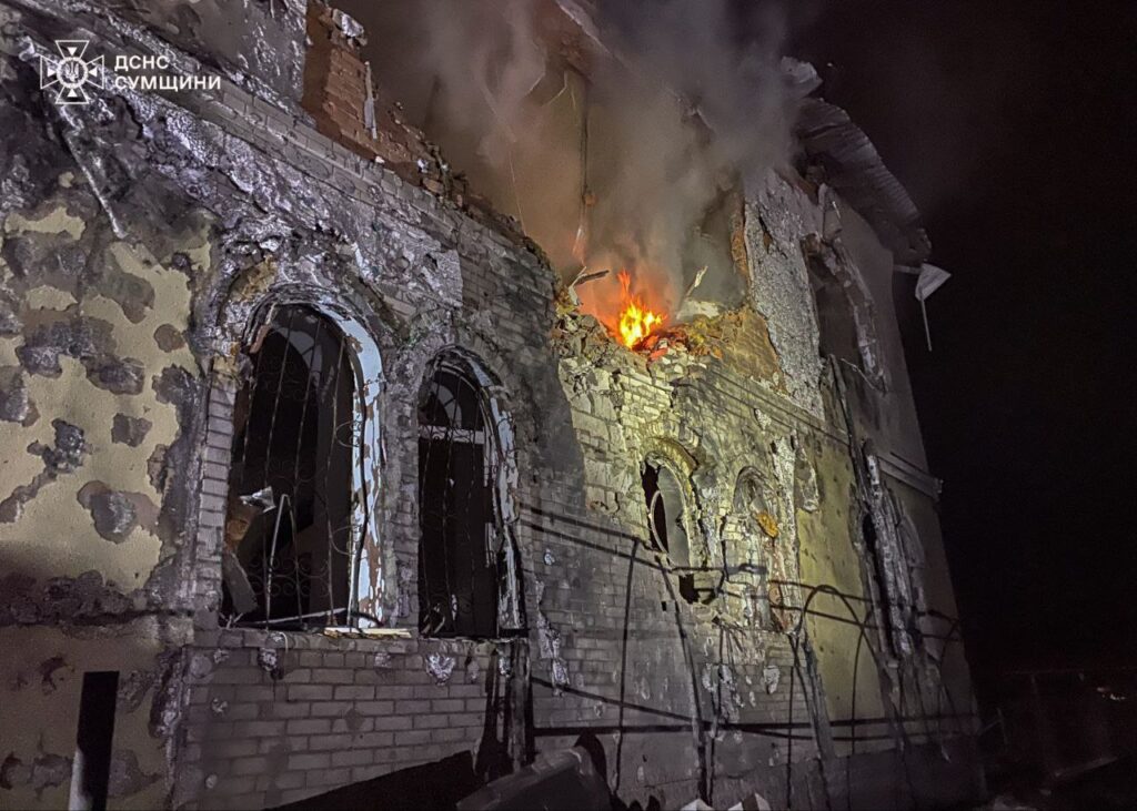 По житловому сектору Сум ударив безпілотник (ВІДЕО)