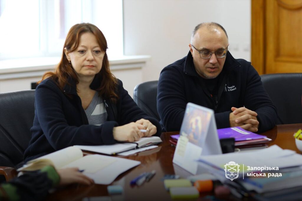 Запоріжжя отримає шифер для ліквідації наслідків обстрілів 1 4e673bef ae54 4094 8de0 53fd69bce70b - Вікно Відновлення