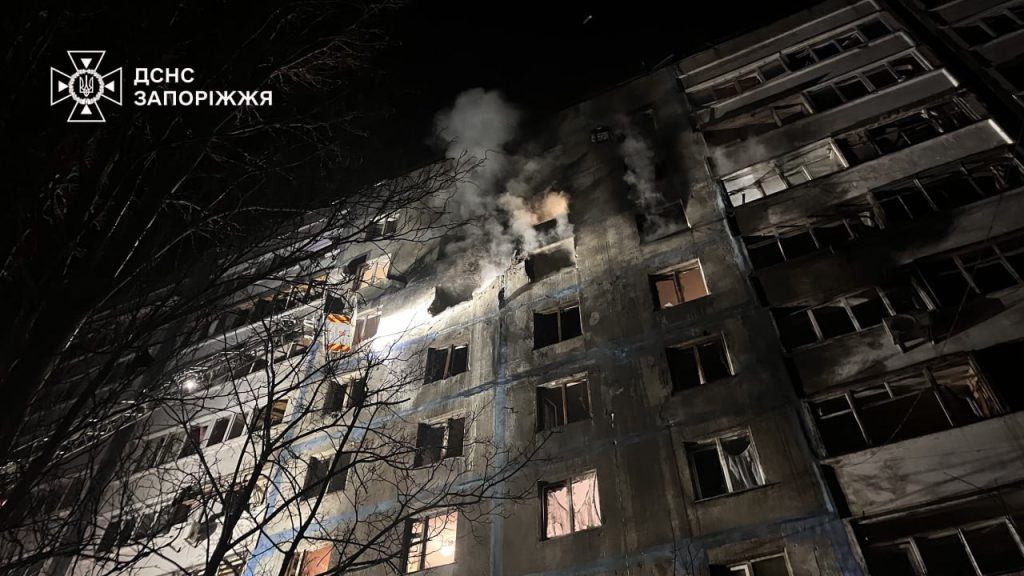Пошкоджений енергооб’єкт та відключення світла: які наслідки нічної атаки на Україну
