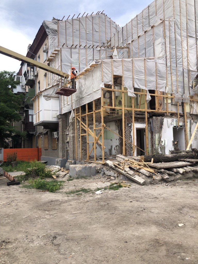 Відбудова будинку на Сталеварів, 16: назвали нову дату завершення робіт 8 img 20230622 100301 224 - Вікно Відновлення