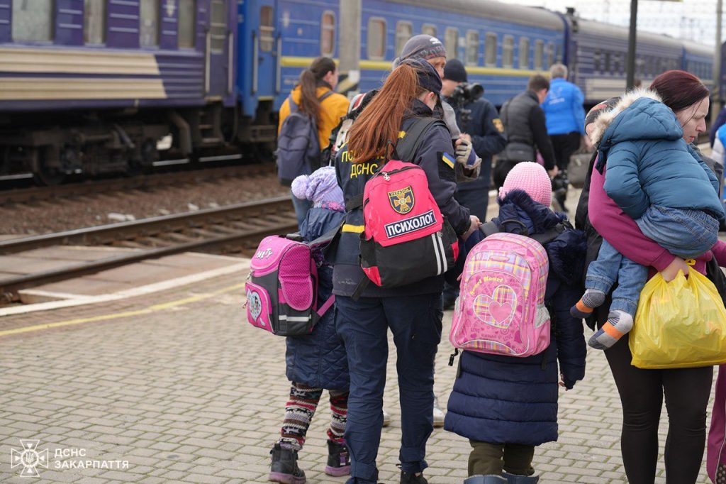 Житло, підтримка, реінтеграція: як змінюється політика щодо ВПО і ТОТ