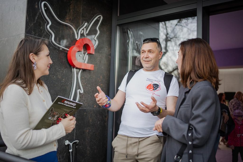 У Чернігові офіційно запрацював ветеранський простір «Серцевір» 2 вхід до ветеранського простору «Серцевір»