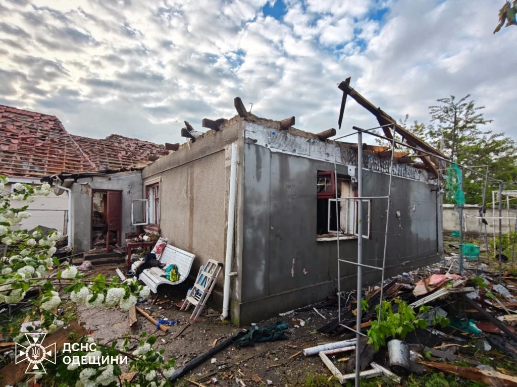 Росіяни завдали удару по Білгород-Дністровському на Одещині (ФОТО) 4 Наслідки російської атаки