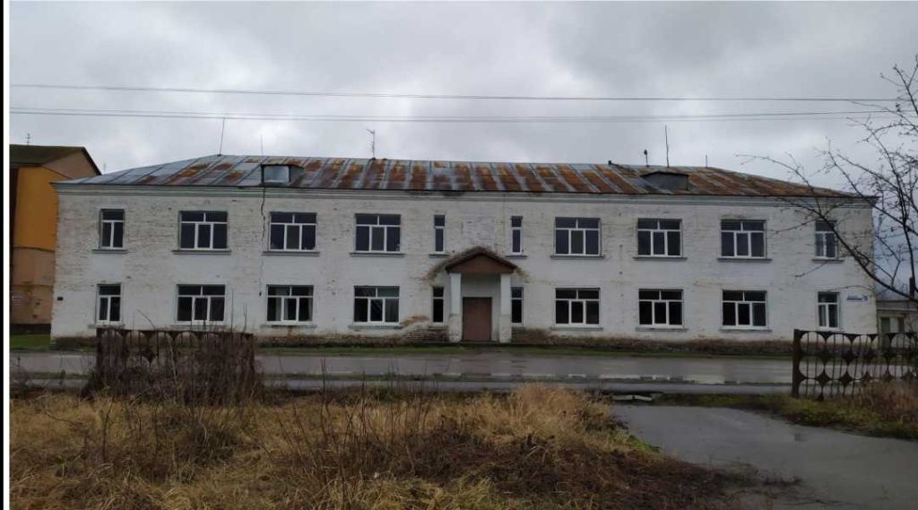 На Полтавщині за 14 млн грн відремонтували гуртожиток для ВПО 3 Будівля до початку ремонту
