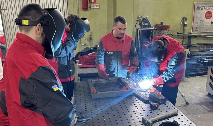 У Львові ветерани та їхні родини зможуть безплатно опанувати нові професії