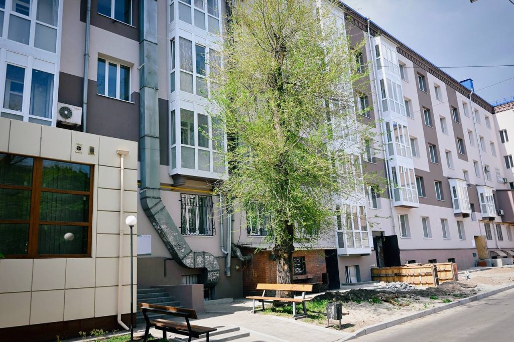 У Запоріжжі завершують відновлення будинку на вул. Незалежної України, 80