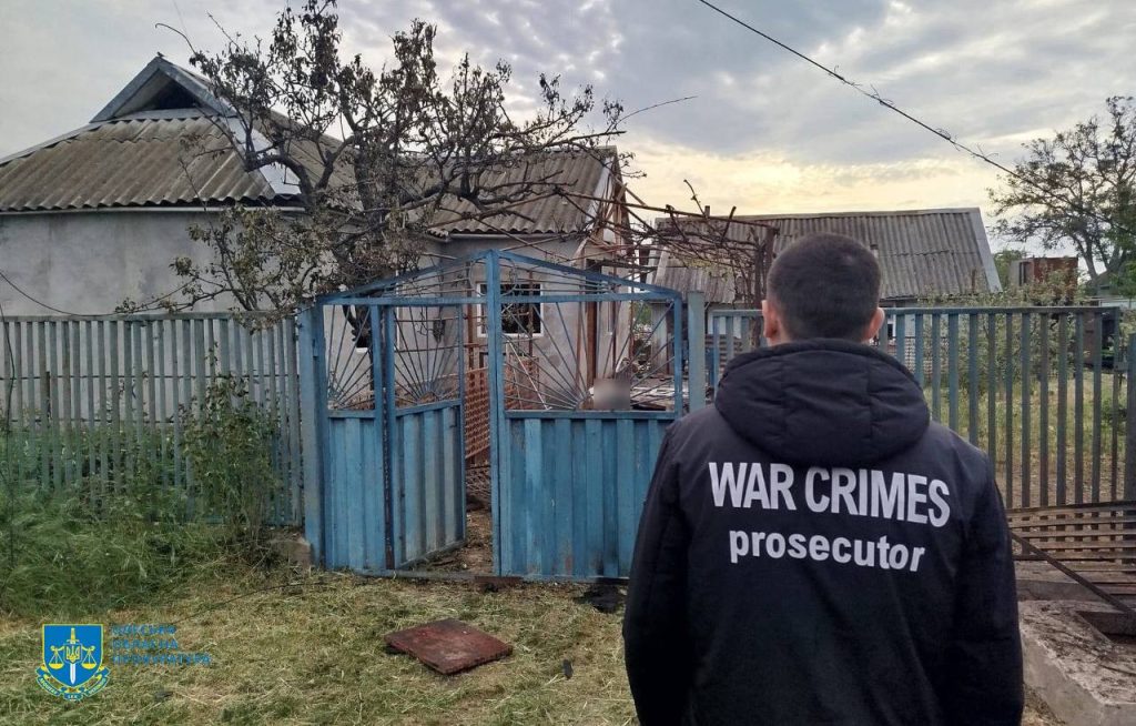 Отримав термічні опіки: на Одещині через атаку БпЛА загинув чоловік 3 Пошкоджене подвір'я