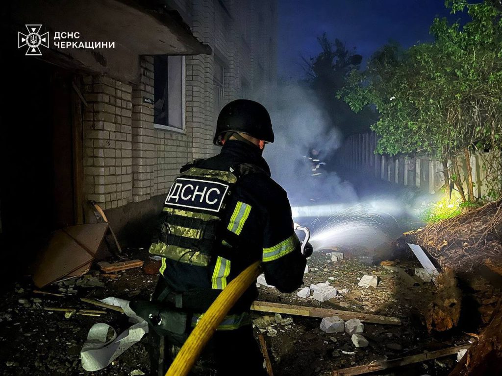 Ударні дрони атакували Уманський район Черкащини 1 Черкаси, обстріл, 7 травня 2025 рік