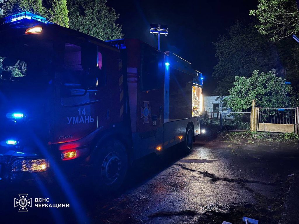 Ударні дрони атакували Уманський район Черкащини 3 Черкаси, обстріл, 7 травня 2025 рік