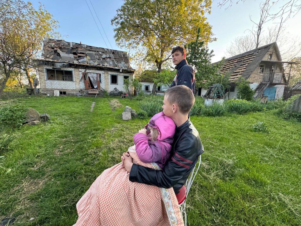На Київщині від російського обстрілу постраждала сім’я (ФОТО)