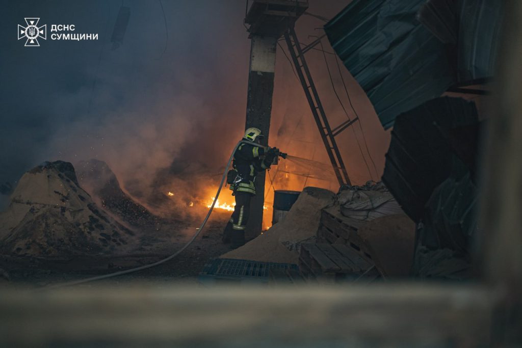 У Сумах під атаку БпЛА потрапили підприємства: що відомо про наслідки