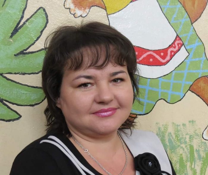 Казки замість сирен: ініціатива вчительки з Харківщини об’єднала дітей України