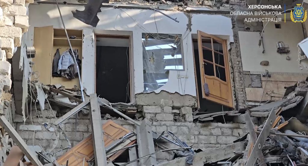 Наслідки російської атаки по Херсону