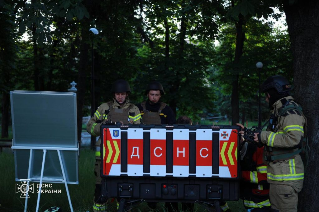 Оперативний штаб, який розгорнули на одному з місць обстрілу