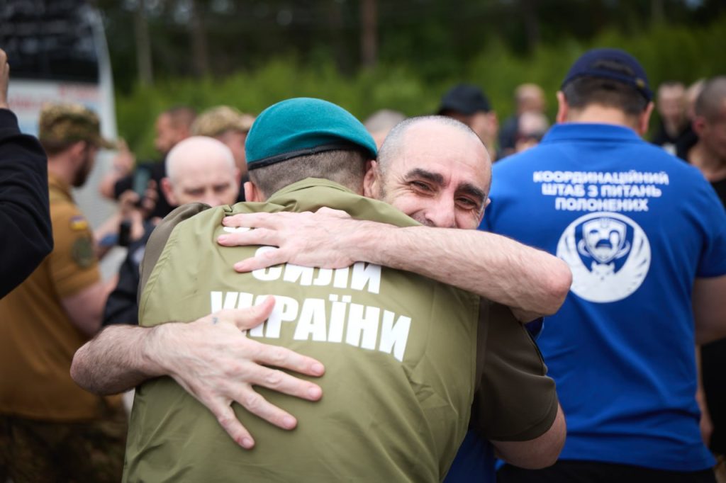 Відбувся ще один обмін полоненими: кого повернули