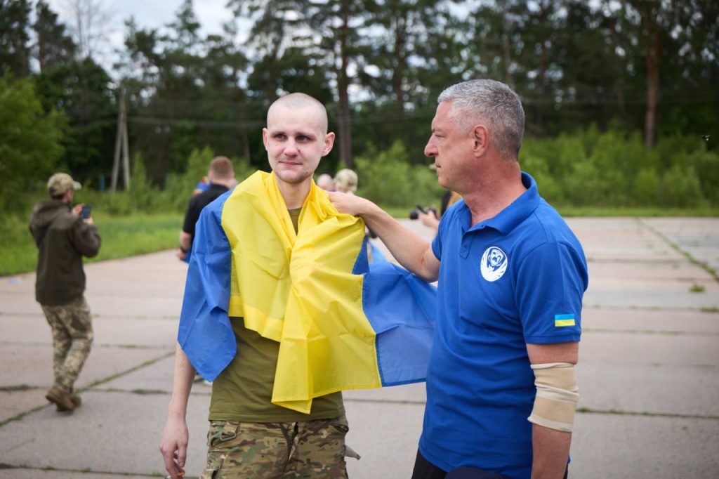 Відбувся ще один обмін полоненими: кого повернули 2 12 червня провели ще один обмін полоненими