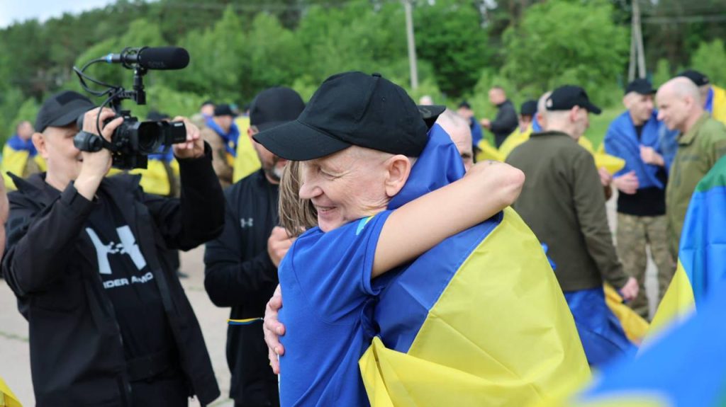 З російського полону повернули ще одну групу тяжкохворих захисників